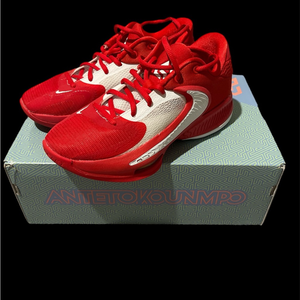 Nike Shoes - Zoom Freak 4